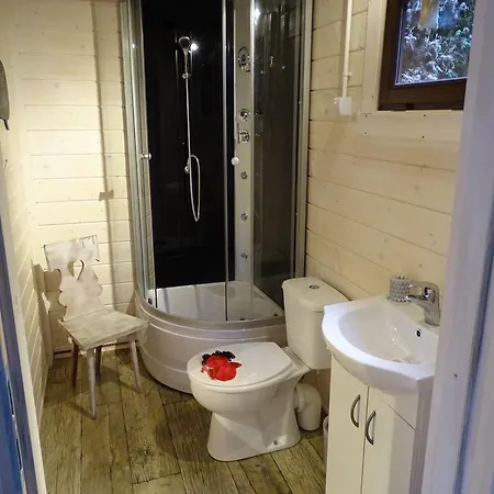 Wysockie Zacisze ロッジ *